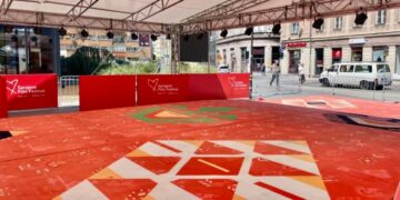 Sve je spremno za 32. Sarajevo Film Festival: Postavljen crveni tepih ispred Narodnog pozorišta