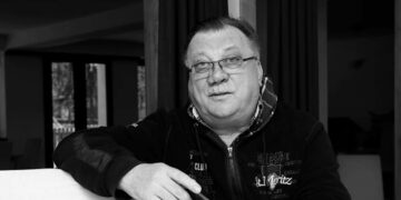 Godina dana od odlaska Halida Bešlića: Ostali su hitovi koji spajaju generacije i uspomene na njegovu ljudskost