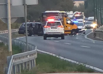 Sudarila se dva vozila na brzoj cesti u Blažuju kod Sarajeva, jedna osoba povrijeđena